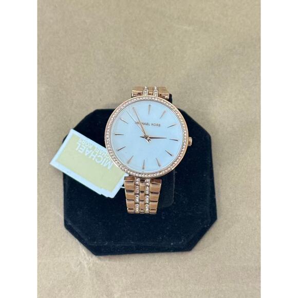 Michael Kors MK7168 Anabeth Quartz White Women's Watch - Picture 4 of 5